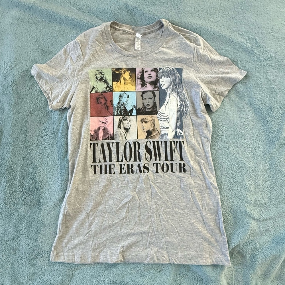 Taylor Swift New ERAS Tour Gray Short Sleeved T-Shirt Size 2XL